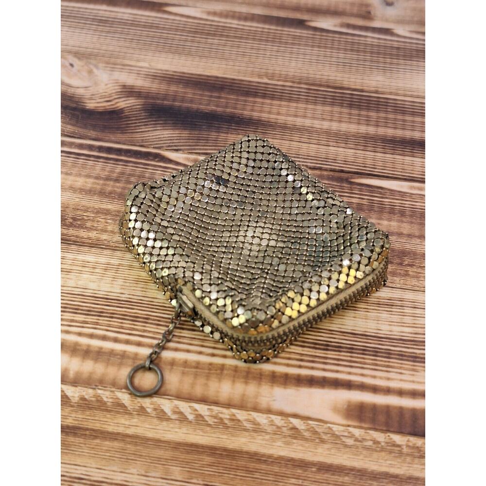 Vtg Whiting & Davis Co Ladies Gold Tone Mesh Coin Compact Trinket Bag Lined 3x2"